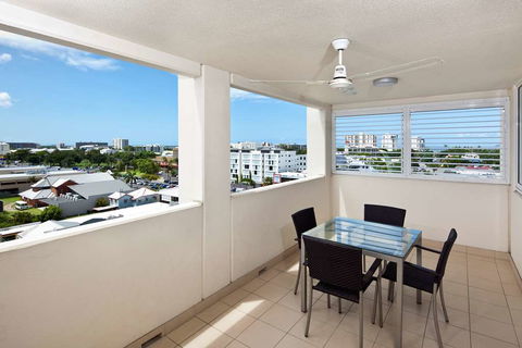 Cairns Central Plaza Apartment - Yamba Accommodation 10