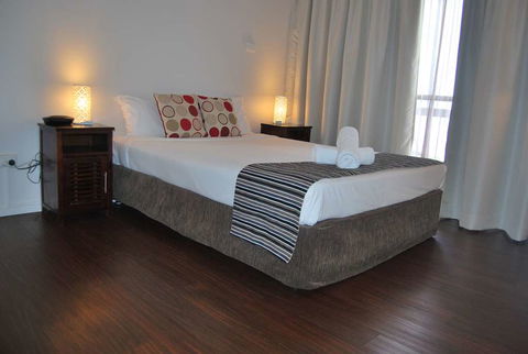 Cairns Plaza Hotel - Yamba Accommodation 4