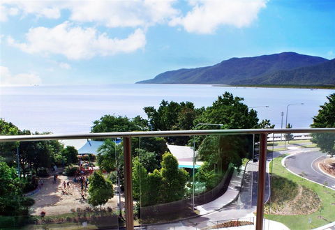 Cairns Plaza Hotel - Yamba Accommodation 11