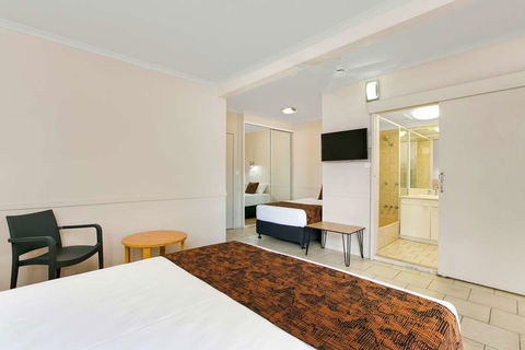 Comfort Inn Cairns City - Yamba Accommodation 11