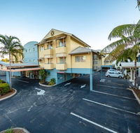 Cairns Queenscourt - Yamba Accommodation