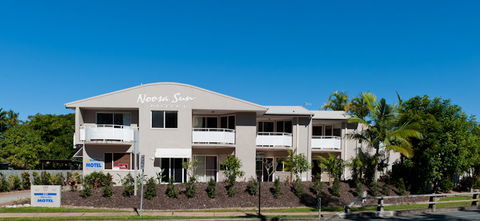 Noosa Sun Motel & Holiday Apartments - Yamba Accommodation 0