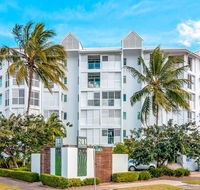 201 Lake Street - Cairns - Yamba Accommodation