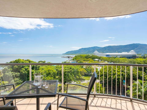BreakFree Royal Harbour Hotel - Yamba Accommodation 0