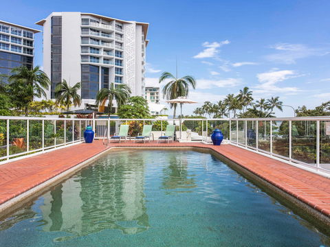 BreakFree Royal Harbour Hotel - Yamba Accommodation 1