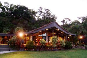 Trinity Beach Palace - Yamba Accommodation 0