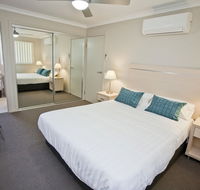 Stonewood Villas - Yamba Accommodation