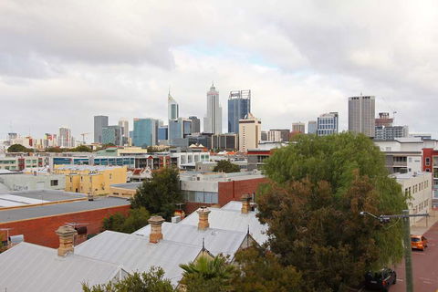 Zappeion Apartments - Yamba Accommodation 0