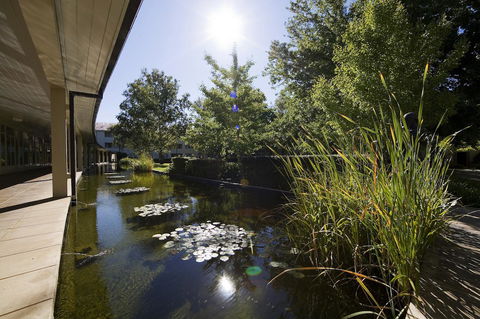 University House - ANU - Yamba Accommodation 22