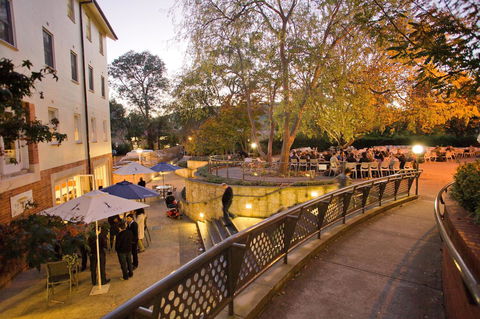 University House - ANU - Yamba Accommodation 15