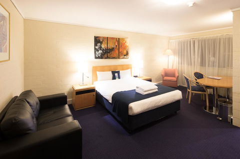 Ibis Styles Canberra - Yamba Accommodation 3
