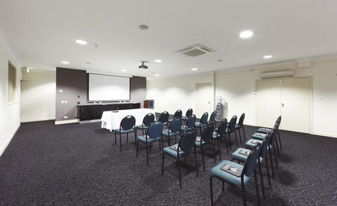 Ibis Styles Canberra - Yamba Accommodation 14