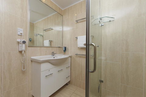 Ibis Styles Canberra - Yamba Accommodation 11