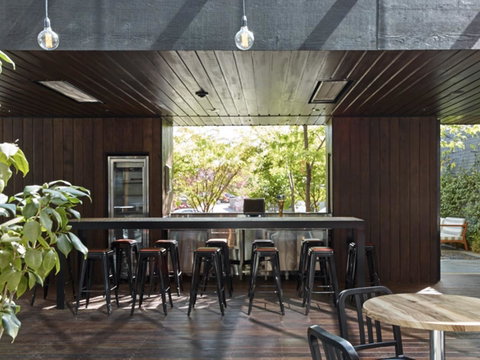 Little National Hotel Canberra - Yamba Accommodation 21