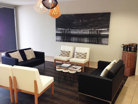 Pacific Suites Canberra - Yamba Accommodation 6