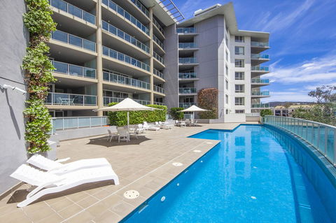 Pacific Suites Canberra - Yamba Accommodation 2