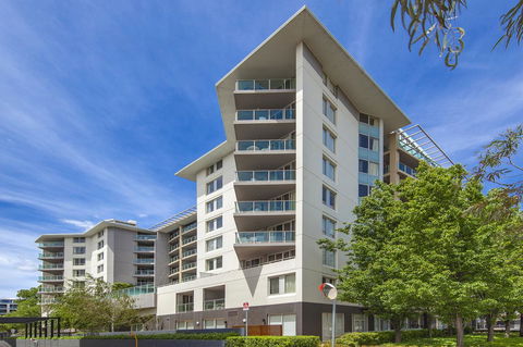 Pacific Suites Canberra - Yamba Accommodation 0