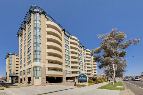 Adina Serviced Apartments Canberra James Court - Yamba Accommodation 4