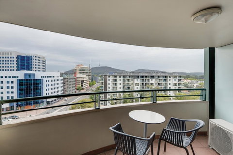 Adina Serviced Apartments Canberra James Court - Yamba Accommodation 2