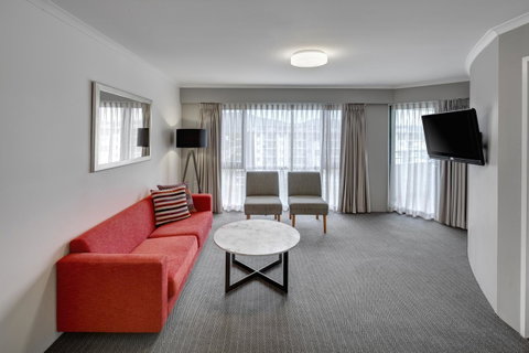 Adina Serviced Apartments Canberra James Court - Yamba Accommodation 5