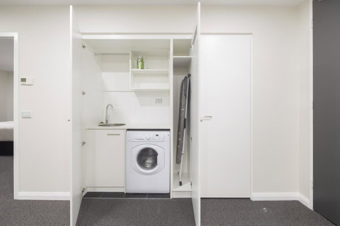 Avenue Hotel Canberra - Yamba Accommodation 26