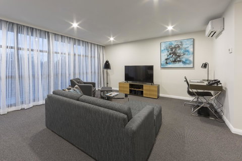 Avenue Hotel Canberra - Yamba Accommodation 27
