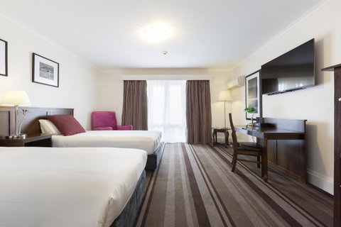 Mercure Canberra - Yamba Accommodation 10