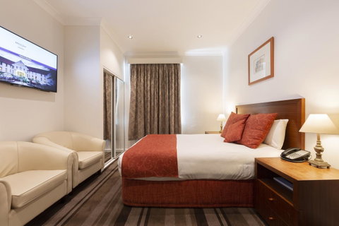 Mercure Canberra - Yamba Accommodation 21