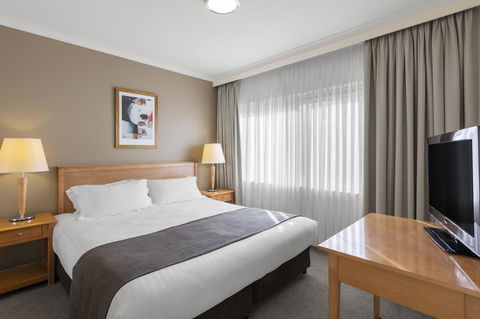 Nesuto Canberra - Yamba Accommodation 13
