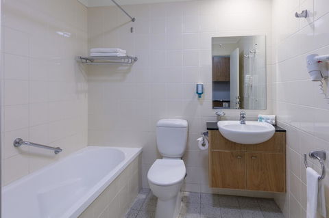 Nesuto Canberra - Yamba Accommodation 24