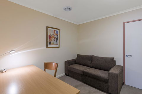 Nesuto Canberra - Yamba Accommodation 15