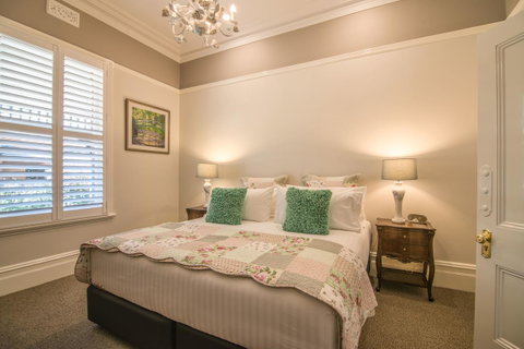 De Russie Boutique Hotel - Yamba Accommodation 4