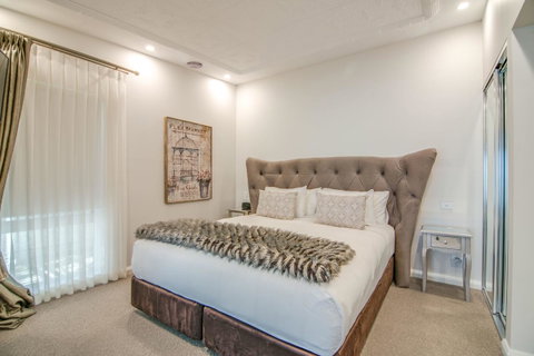 De Russie Boutique Hotel - Yamba Accommodation 8