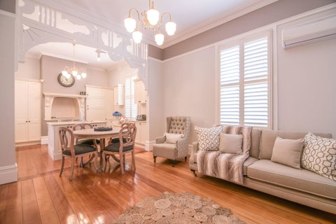 De Russie Boutique Hotel - Yamba Accommodation 32