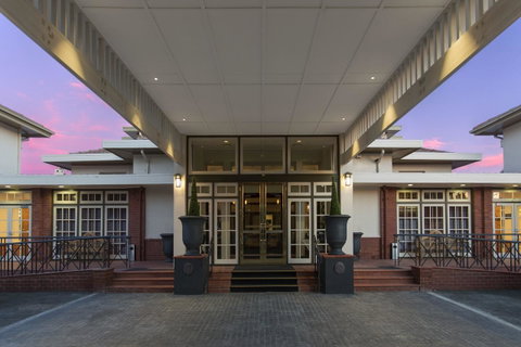 Hotel Kurrajong Canberra - Yamba Accommodation 22