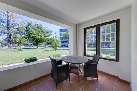 Hotel Kurrajong Canberra - Yamba Accommodation 10