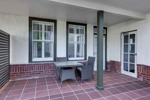 Hotel Kurrajong Canberra - Yamba Accommodation 8
