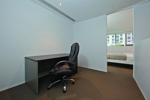 Realm Park 39 Barton ACT - Yamba Accommodation 17