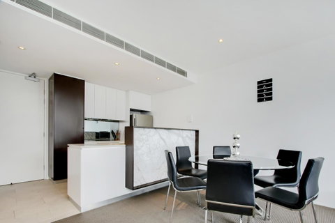 Realm Park 39 Barton ACT - Yamba Accommodation 32