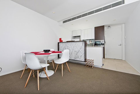 Realm Park 39 Barton ACT - Yamba Accommodation 12