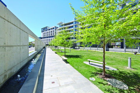 Realm Park 39 Barton ACT - Yamba Accommodation 24