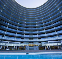 Accommodate Canberra - Manhattan on the Park - Yamba Accommodation