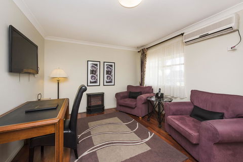 Soldiers Motel - Yamba Accommodation 18