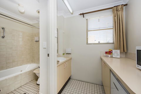 Soldiers Motel - Yamba Accommodation 7