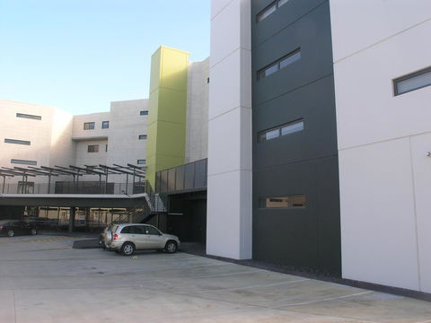Kesh At Hudson Square - Yamba Accommodation 3