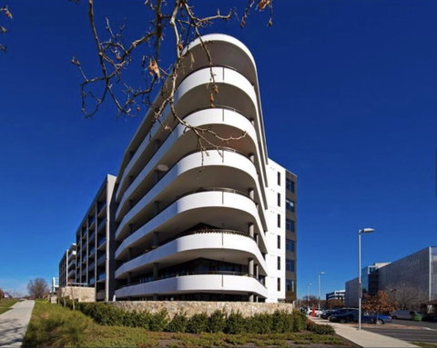 Modern Executive Apt@Barton*1BR*WiFi*Gym*Secure Parking*Canberra - Yamba Accommodation 22