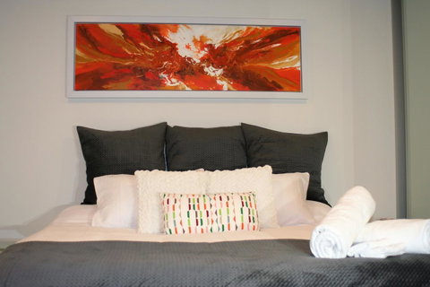 Modern Executive Apt@Barton*1BR*WiFi*Gym*Secure Parking*Canberra - Yamba Accommodation 6