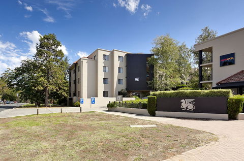 AAC Apartments - Griffin - Yamba Accommodation 4