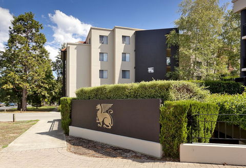 AAC Apartments - Griffin - Yamba Accommodation 8
