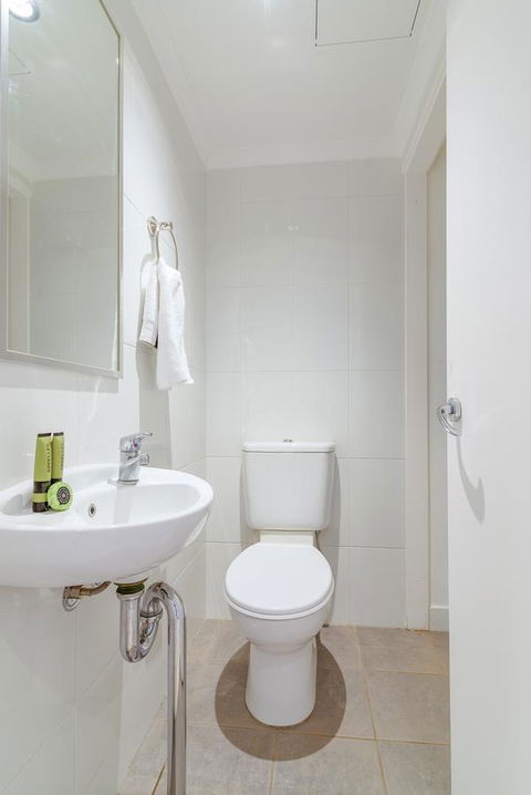ALLARA CANBERRA - Yamba Accommodation 12